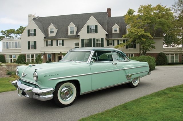 1954 Lincoln Capri Hardtop Coupe_01