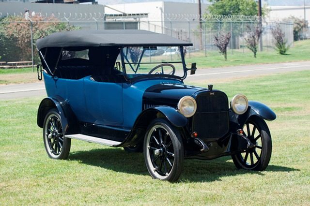 1917 Chandler Type 17 Series 25 7-Pass. Touring_01
