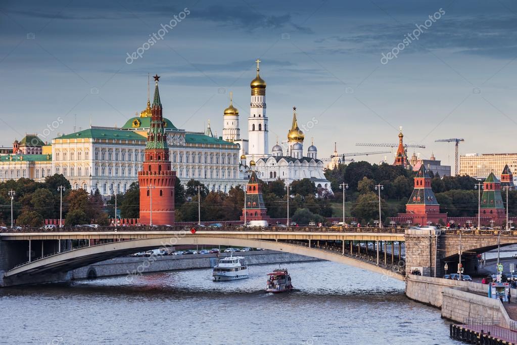 Нева река
