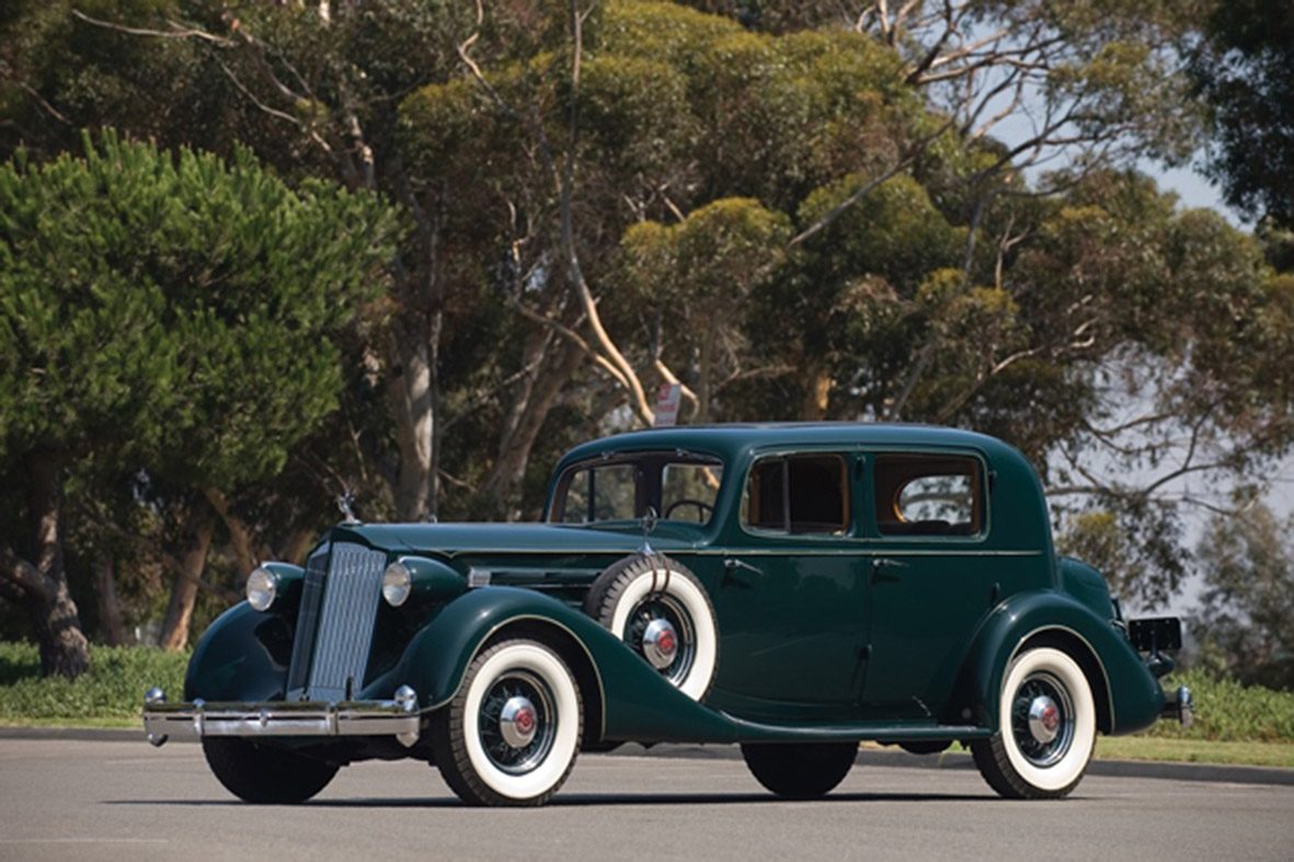 1936 Packard Twelve Model 1407 Club Sedan (body 936)_01
