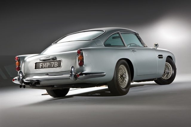 Aston Martin DB5 James Bond33