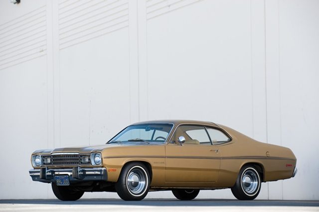 1973 Plymouth Gold Duster_1