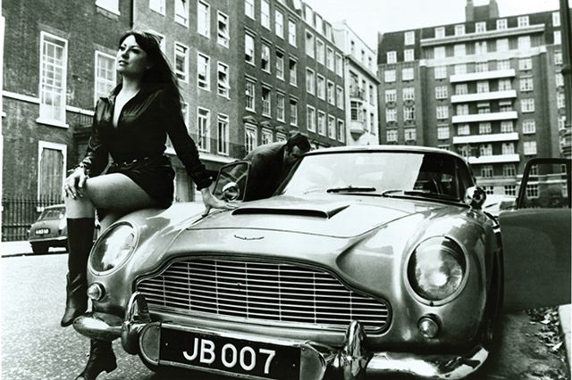 Aston Martin DB5 James Bond5