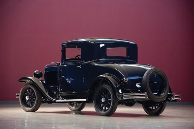 1930 Dodge DD Business Coupe_02