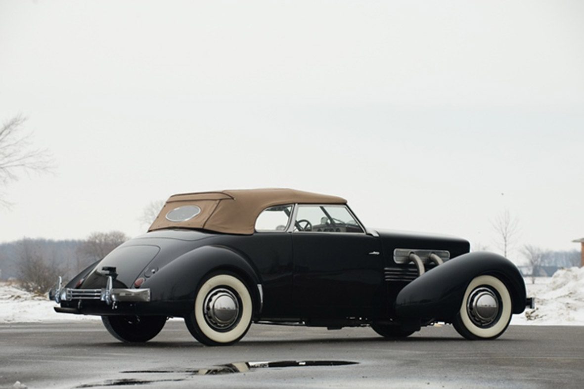 1937 Cord 812 SC Phaeton_02