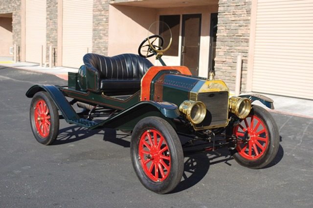 1913 Ford Model T Speedster_01