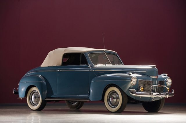 1941 Mercury Eight Club Convertible Coupe_01