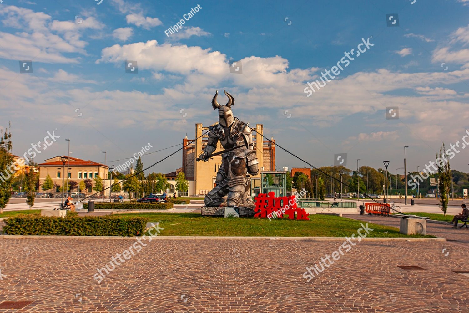 статуя гладиатора в вероне
