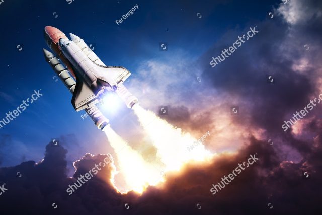 ракета на взлете